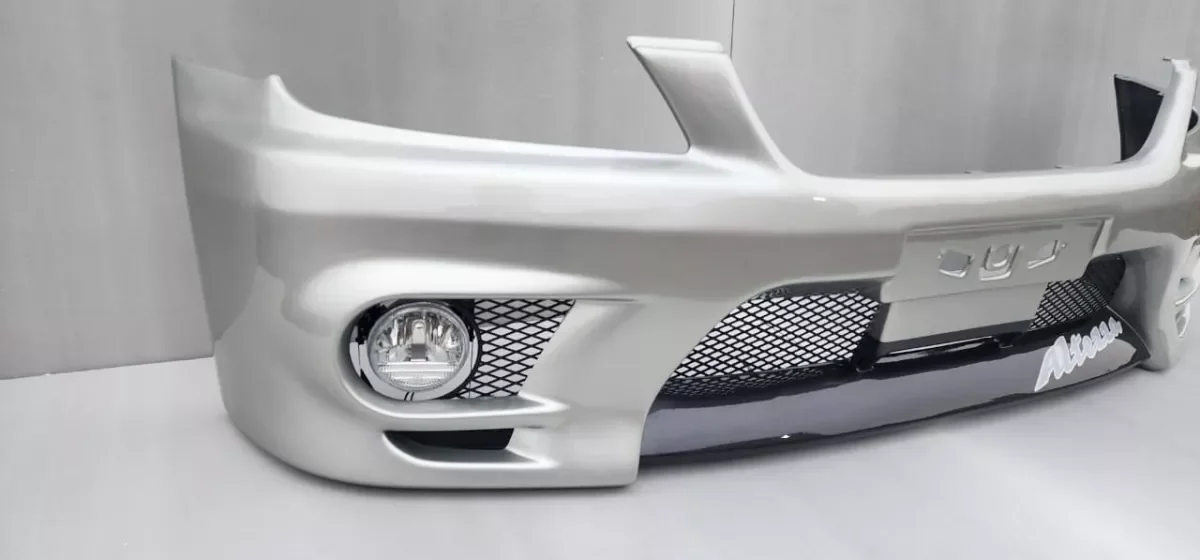 Передний бампер IS200 Neo 1